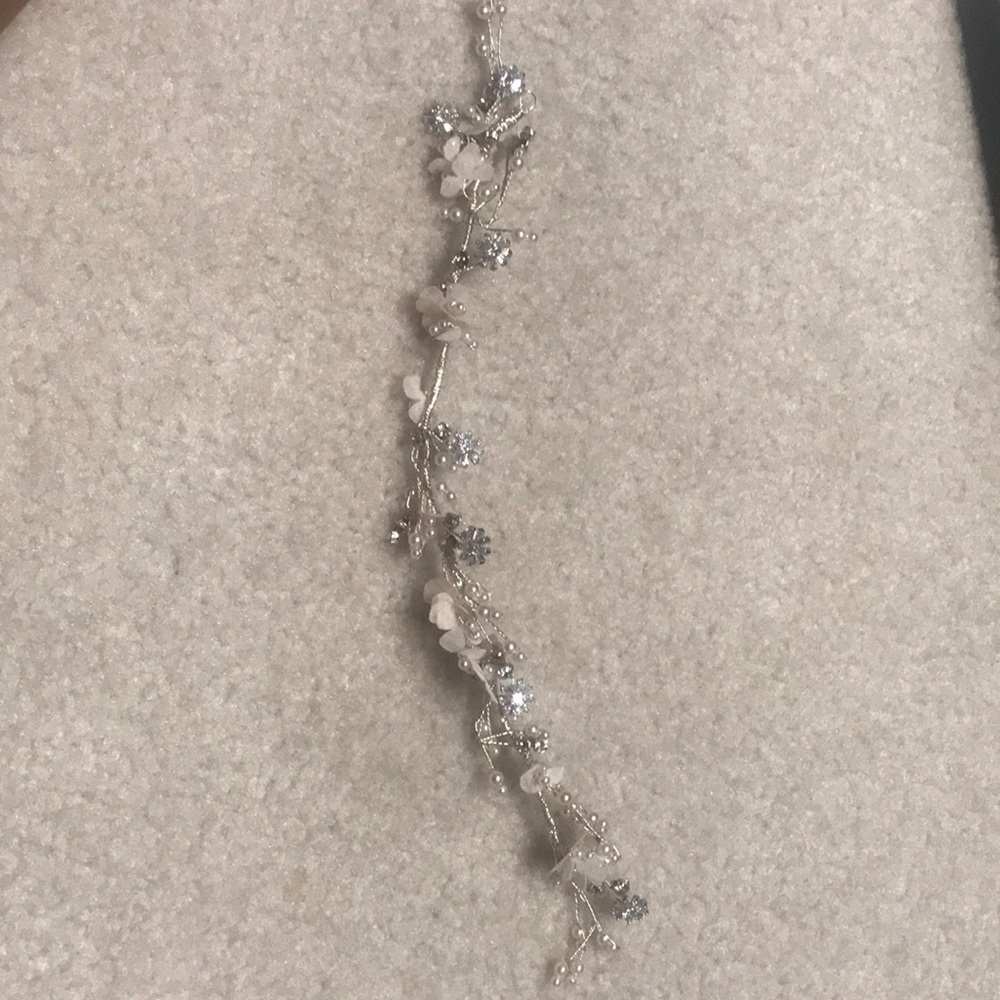 Wedding flower/crystal headpiece